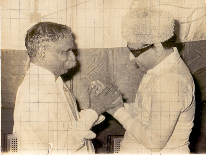 எம்ஜிஆர் - மபொசி